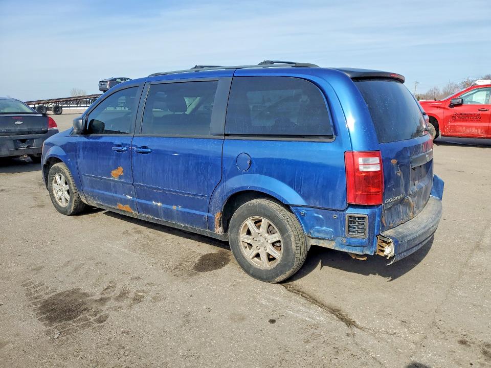 Photo 2 from auction – 2010 DODGE GRAND CARAVAN with VIN 2D4RN4DEXAR233013