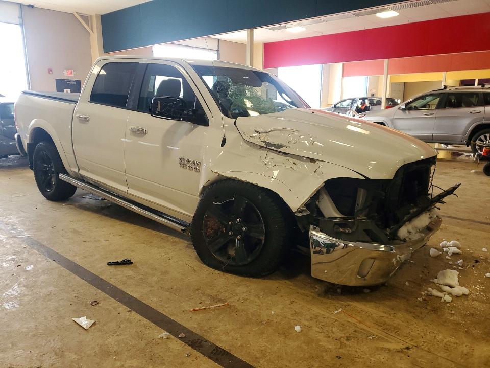 Photo 4 from auction – 2017 RAM 1500 with VIN 1C6RR7NT6HS545720