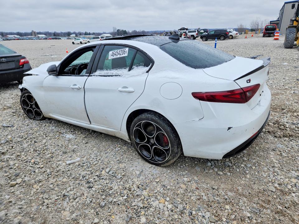 Photo 2 from auction – 2020 ALFA ROMEO GIULIA with VIN ZARFANBN4L7630005