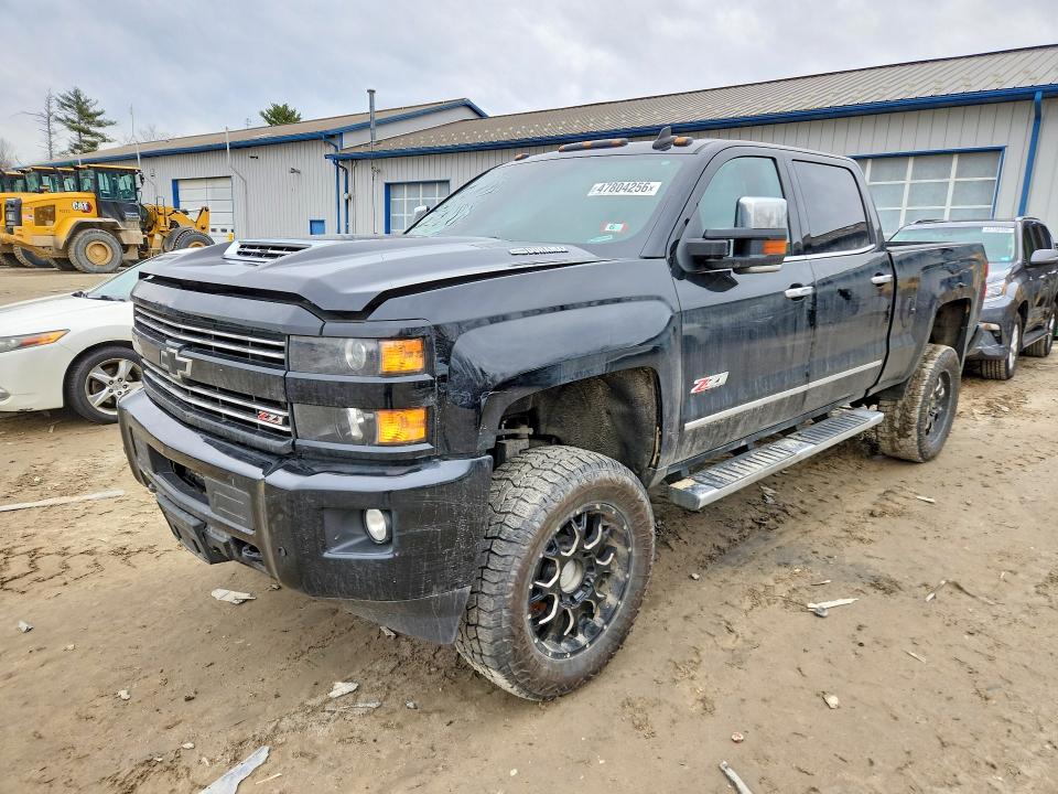 CHEVROLET SILVERADO 2019 with VIN 1GC1KTEY0KF120914 - Photo from auction