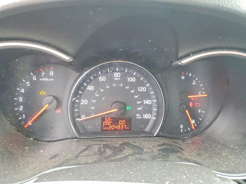 Photo 9 from auction – 2015 KIA SORENTO with VIN 5XYKTDA67FG616470