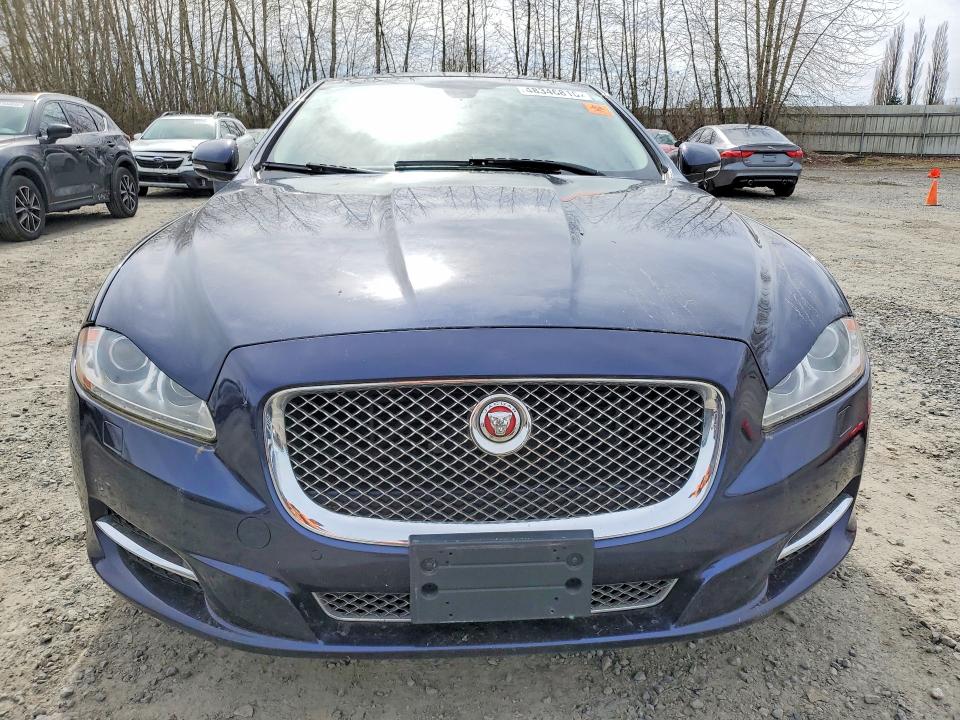 Foto 5 de la subasta – 2014 JAGUAR XJ con VIN SAJWJ1CD6E8V63804