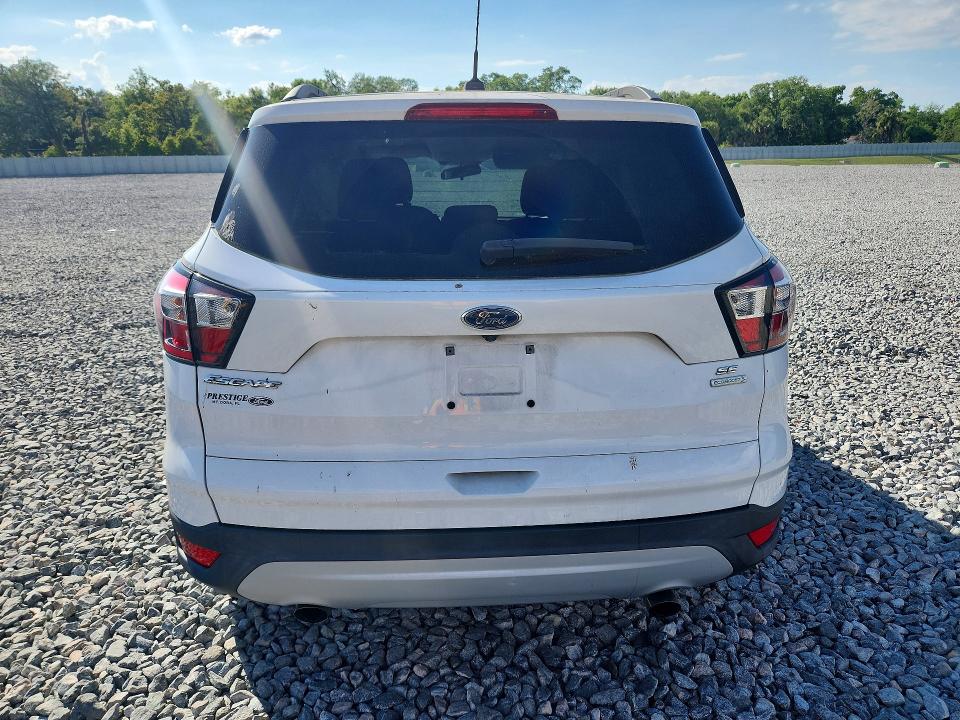 Photo 6 from auction – 2018 FORD ESCAPE with VIN 1FMCU0GD5JUD47467