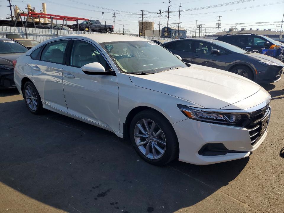 Photo 4 from auction – 2021 HONDA ACCORD with VIN 1HGCV1F12MA050615