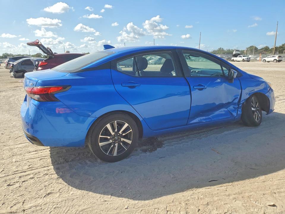 Photo 3 from auction – 2022 NISSAN VERSA with VIN 3N1CN8EV5NL848454