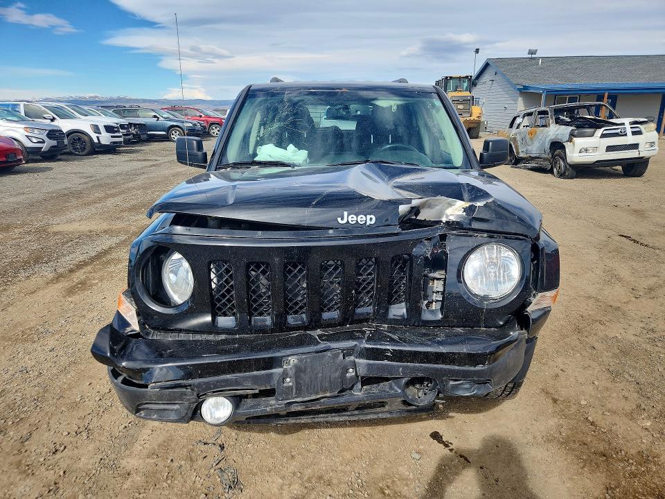 Photo 5 from auction – 2017 JEEP PATRIOT with VIN 1C4NJRFB3HD174102