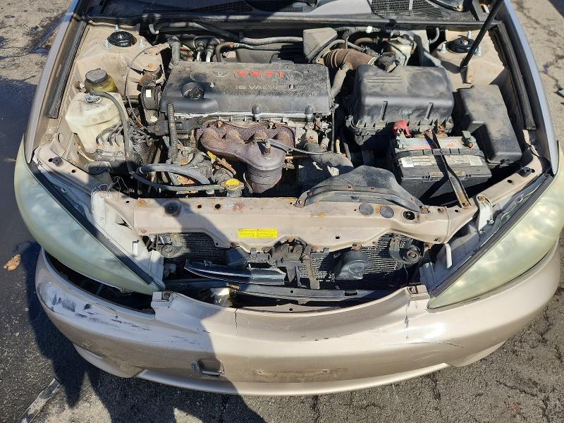 Photo 11 from auction – 2005 TOYOTA CAMRY with VIN 4T1BE32KX5U548965