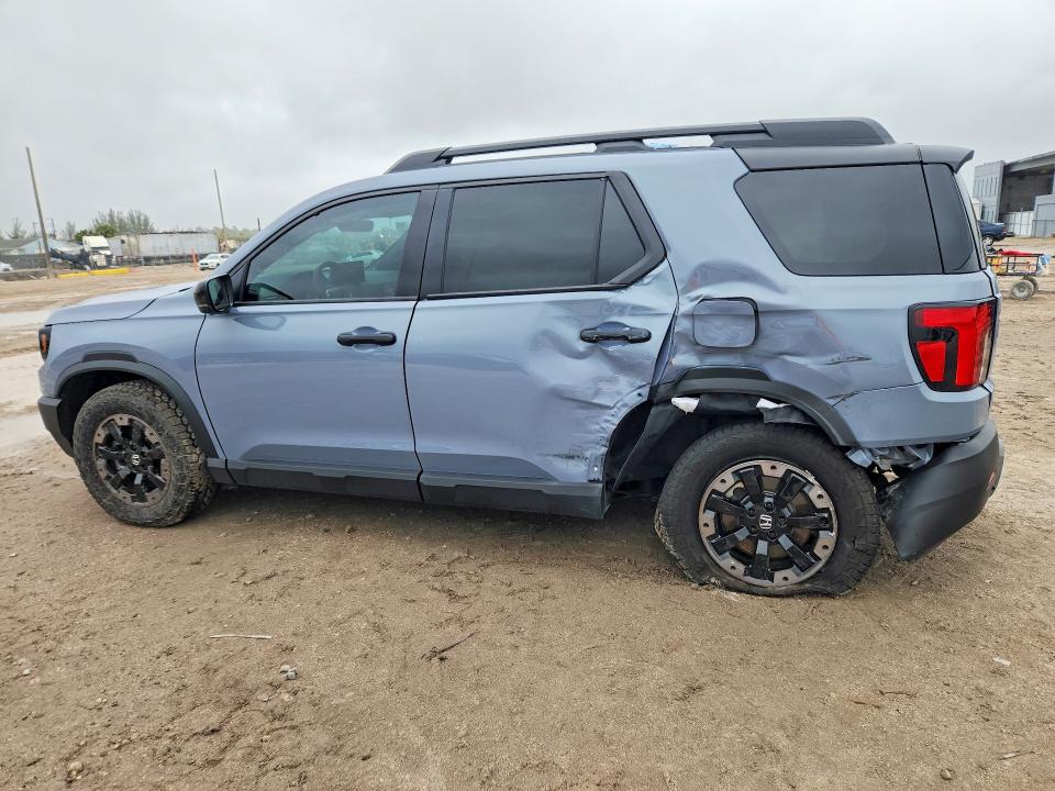Photo 2 from auction – 2026 HONDA PASSPORT with VIN 5FNYF9H89TB017546