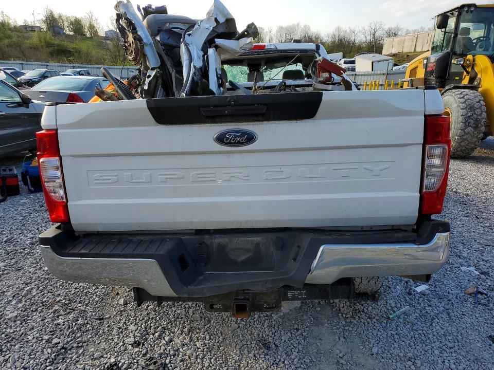 Foto 6 de la subasta – 2022 FORD F250 con VIN 1FTBF2B65NEC15257