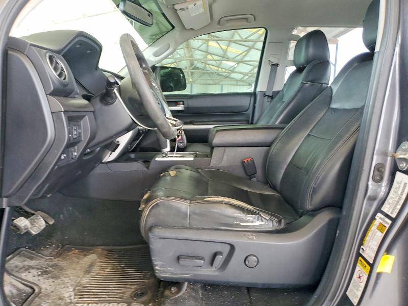 Photo 7 from auction – 2014 TOYOTA TUNDRA with VIN 5TFEY5F13EX155944