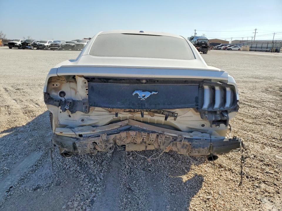 Photo 6 from auction – 2016 FORD MUSTANG with VIN 1FA6P8TH5G5310394