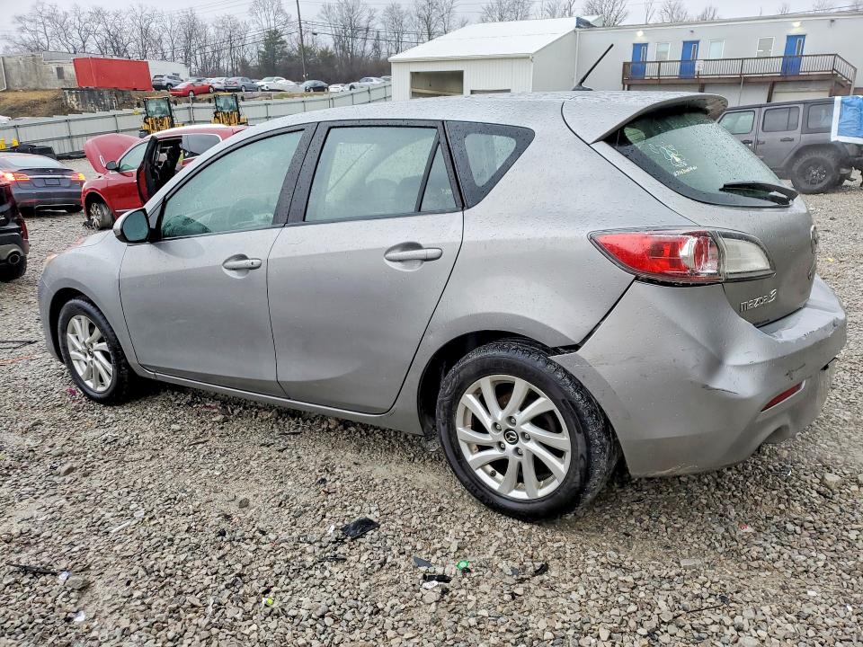 Photo 2 from auction – 2013 MAZDA 3 with VIN JM1BL1L71D1712337