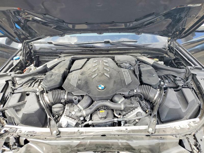 Photo 11 from auction – 2021 BMW M550XI with VIN WBA13BK03MCG26571