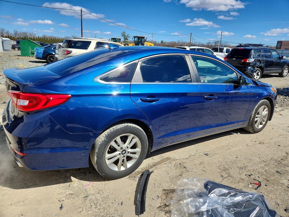 Photo 3 from auction – 2017 HYUNDAI SONATA with VIN 5NPE24AF2HH522671