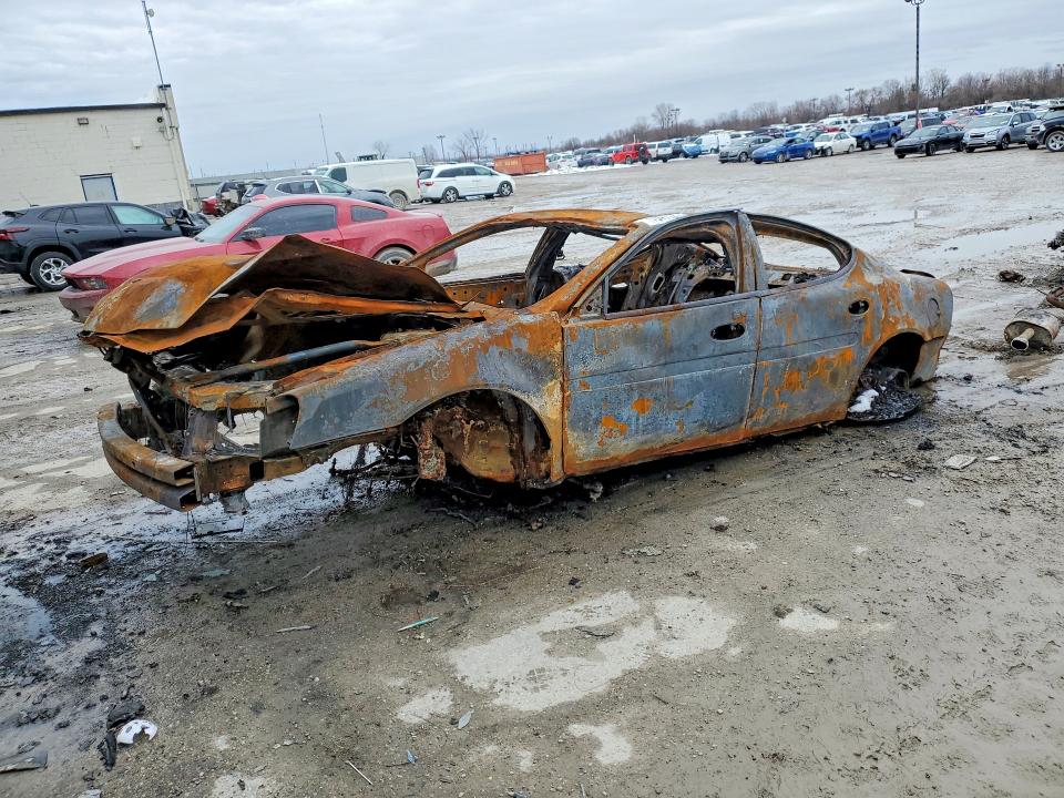 2006 PONTIAC GRAND PRIX - Търг №76411275