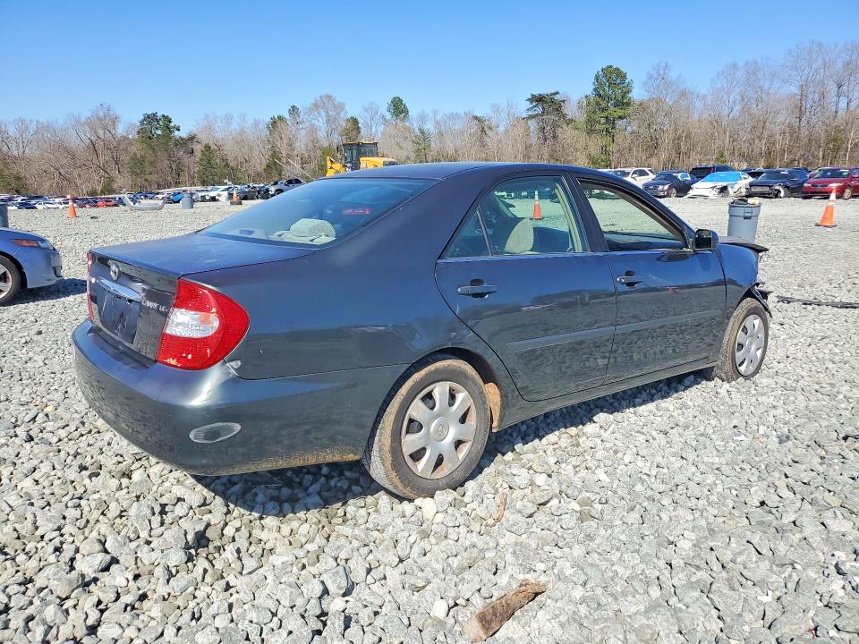 Photo 3 from auction – 2003 TOYOTA CAMRY with VIN 4T1BE32K63U674947