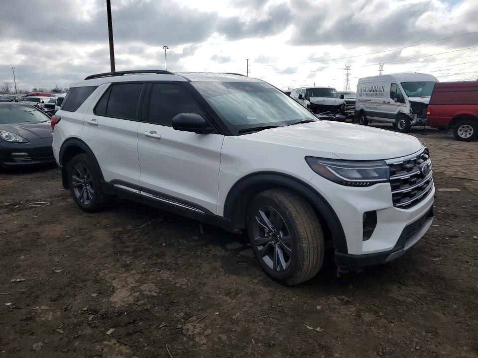 Photo 4 from auction – 2025 FORD EXPLORER with VIN 1FMUK8DH5SGD05803