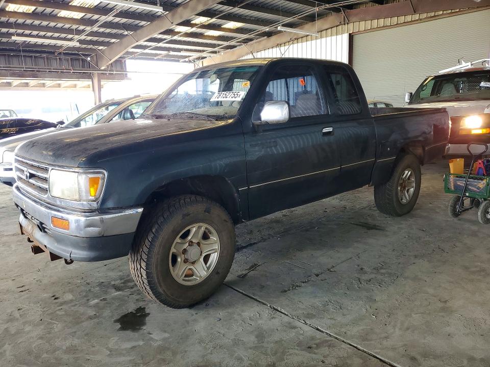 TOYOTA T100 1996 with VIN JT4UN24D2T0023943 - Photo from auction