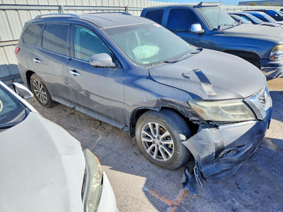 Photo 4 from auction – 2016 NISSAN PATHFINDER with VIN 5N1AR2MN5GC664357