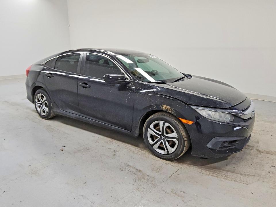 Photo 4 from auction – 2016 HONDA CIVIC with VIN 19XFC2F59GE084952