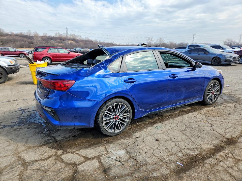 Photo 3 from auction – 2021 KIA FORTE with VIN 3KPF44AC5ME379864