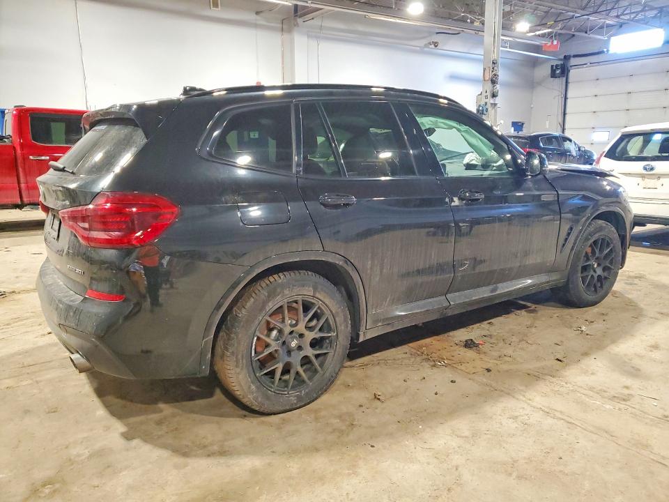 Photo 3 from auction – 2021 BMW X3 with VIN 5UXTY5C04M9E95000