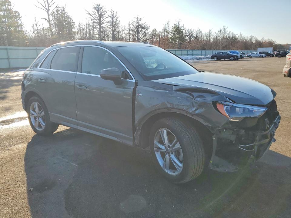 Photo 4 from auction – 2020 AUDI Q3 with VIN WA1DECF38L1095440