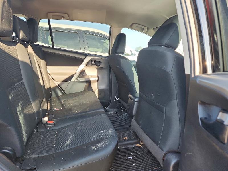 Photo 11 from auction – 2018 TOYOTA RAV4 with VIN 2T3ZFREV7JW476502