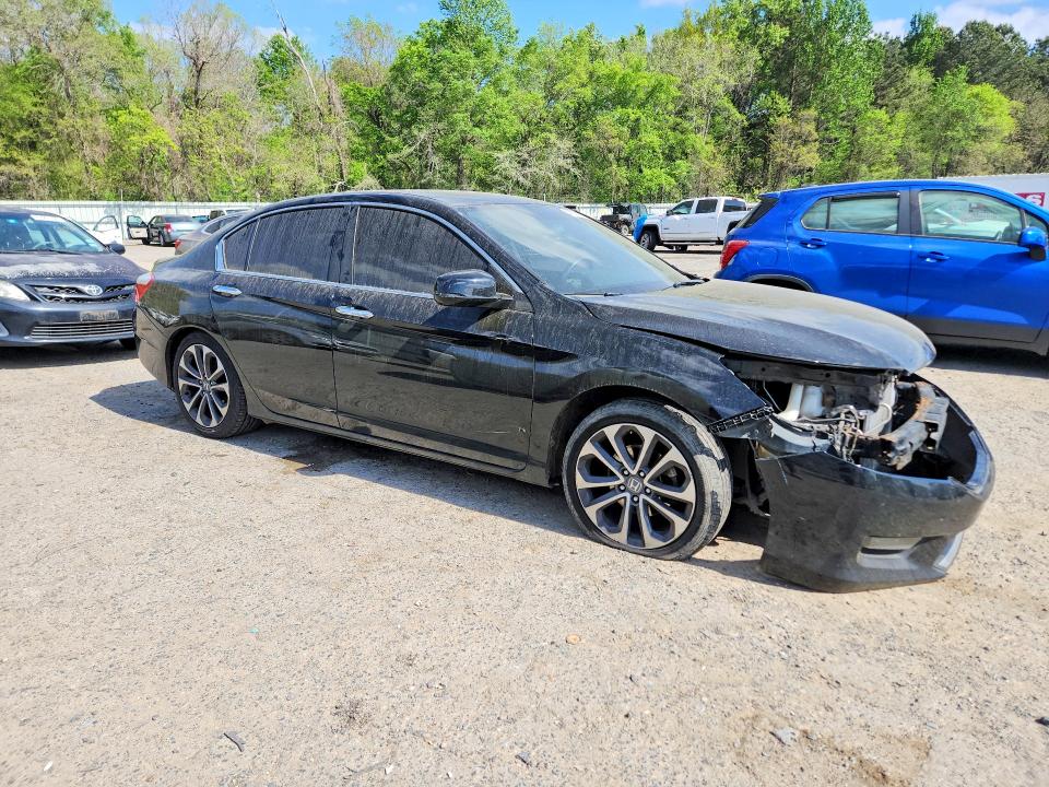 Photo 4 from auction – 2015 HONDA ACCORD with VIN 1HGCR2F56FA258352