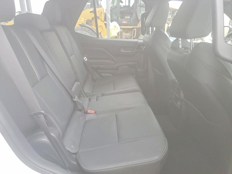 Photo 11 from auction – 2025 TOYOTA 4RUNNER with VIN JTEVA5BRXS5035044