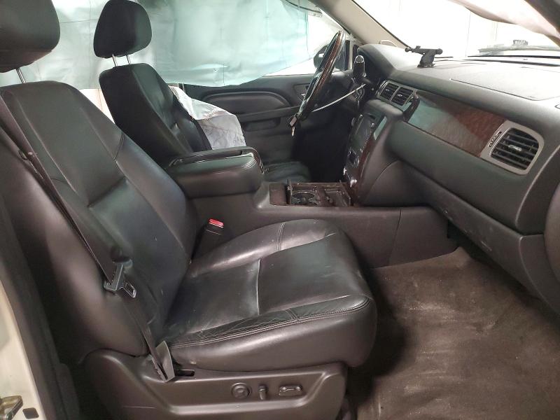Photo 7 from auction – 2012 GMC YUKON XL with VIN 1GKS2MEFXCR112591