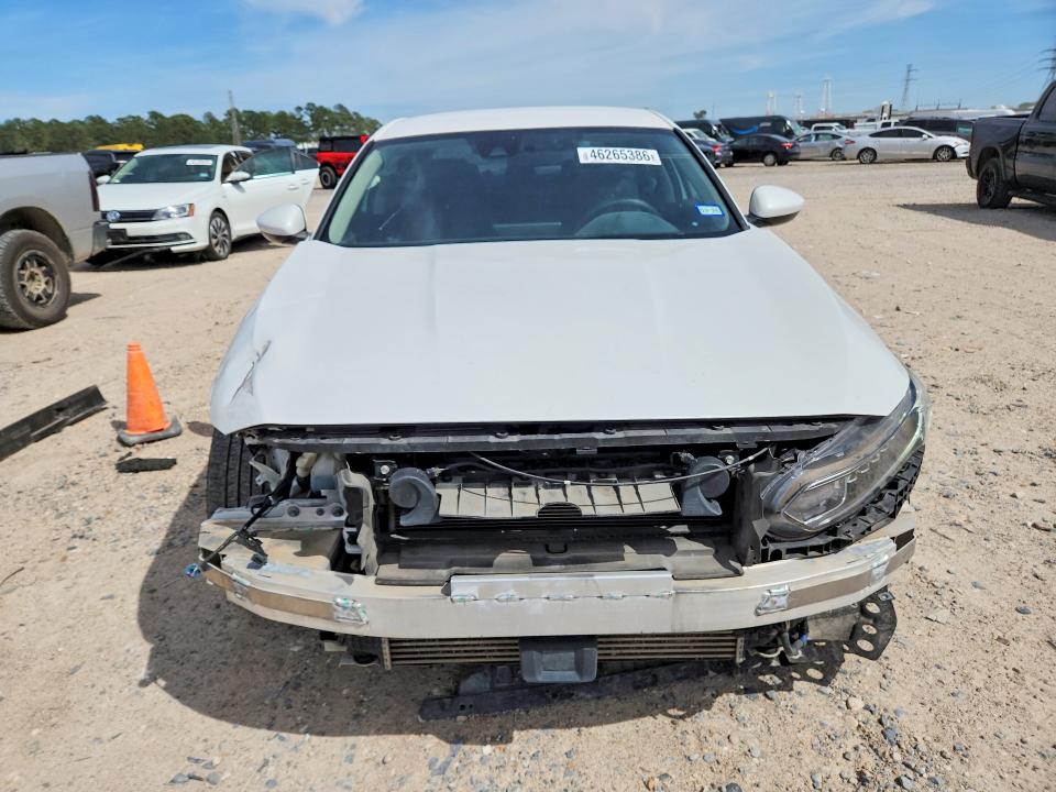 Photo 5 from auction – 2018 HONDA ACCORD with VIN 1HGCV1F18JA111011