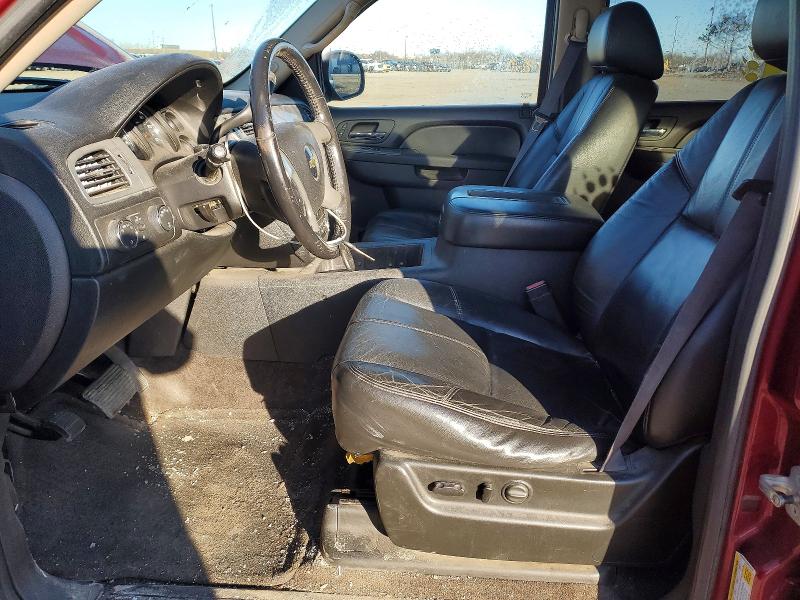 Photo 7 from auction – 2011 CHEVROLET TAHOE with VIN 1GNSKBE03BR250281
