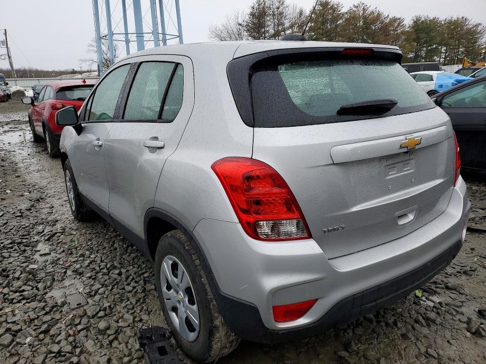 Photo 2 from auction – 2018 CHEVROLET TRAX with VIN KL7CJKSB5JB593152