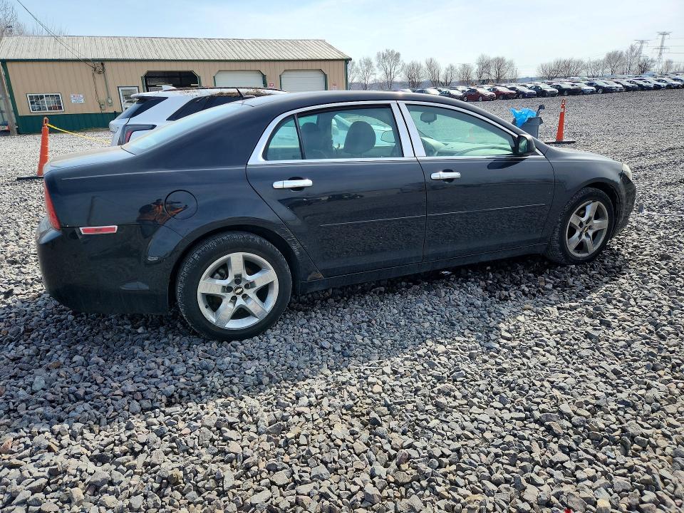 Zdjęcie 3 z aukcji – 2011 CHEVROLET MALIBU z VIN 1G1ZB5E14BF351406