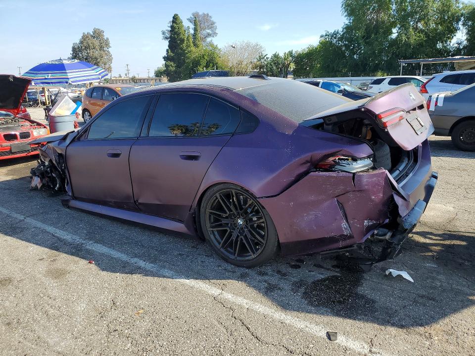 Photo 2 from auction – 2025 BMW M5 with VIN WBS83FK00SCU35556