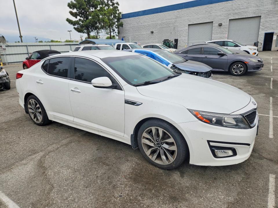 Снимка 4 от търг – 2014 KIA OPTIMA с VIN 5XXGR4A65EG323397
