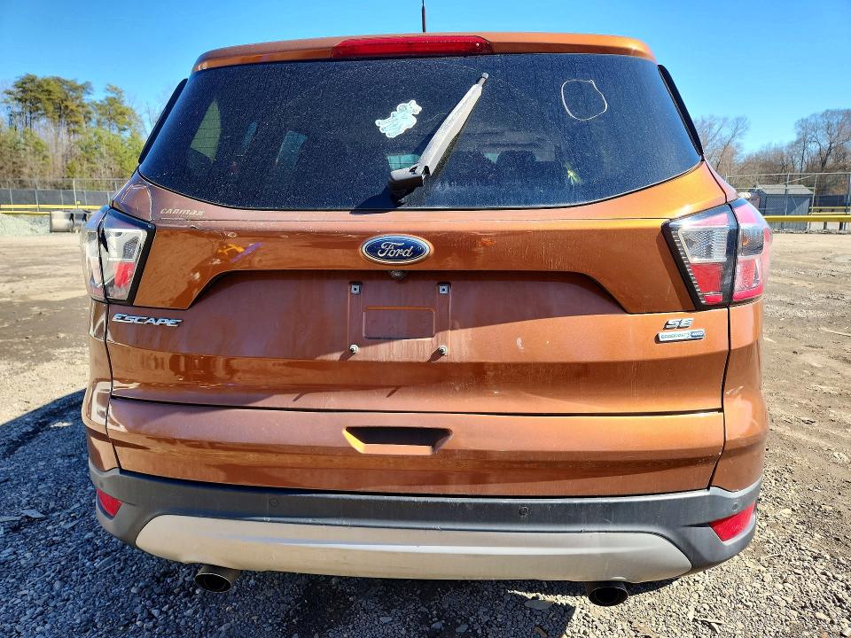 Photo 6 from auction – 2017 FORD ESCAPE with VIN 1FMCU9G91HUC06129