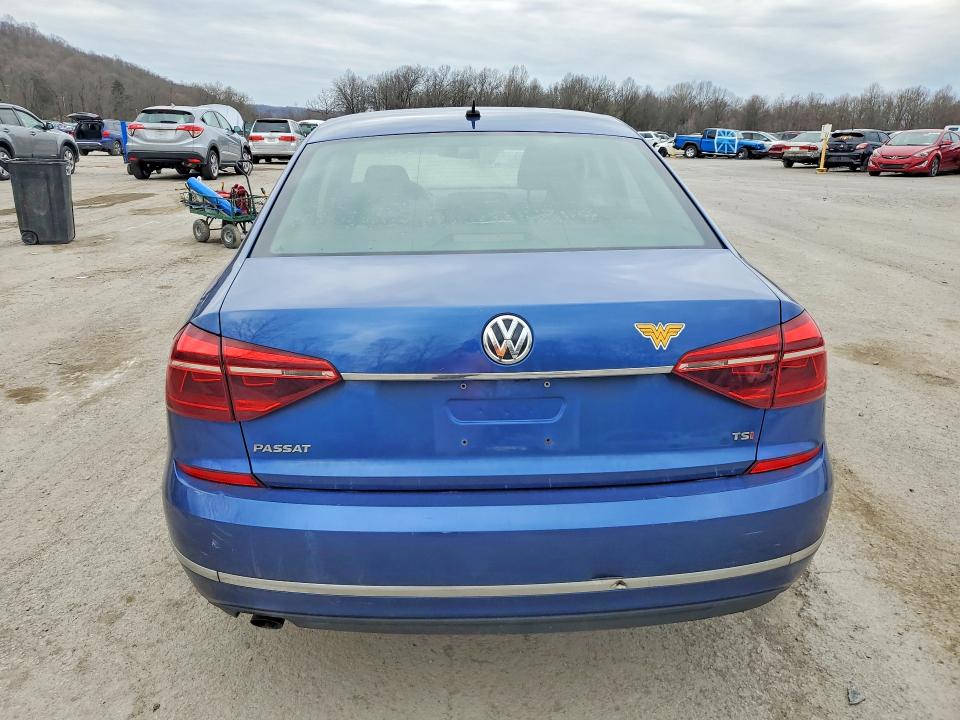 Photo 6 from auction – 2017 VOLKSWAGEN PASSAT with VIN 1VWAT7A30HC056878