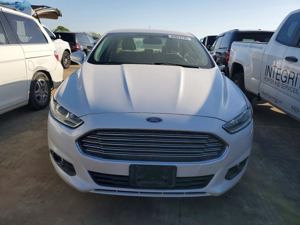 Photo 5 from auction – 2016 FORD FUSION with VIN 3FA6P0PUXGR357121