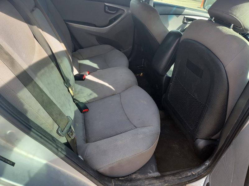Photo 10 from auction – 2013 HYUNDAI ELANTRA with VIN 5NPDH4AE7DH160221