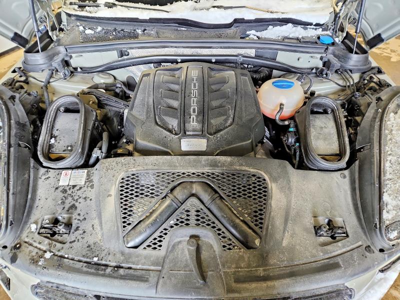Photo 12 from auction – 2018 PORSCHE MACAN with VIN WP1AG2A50JLB60013