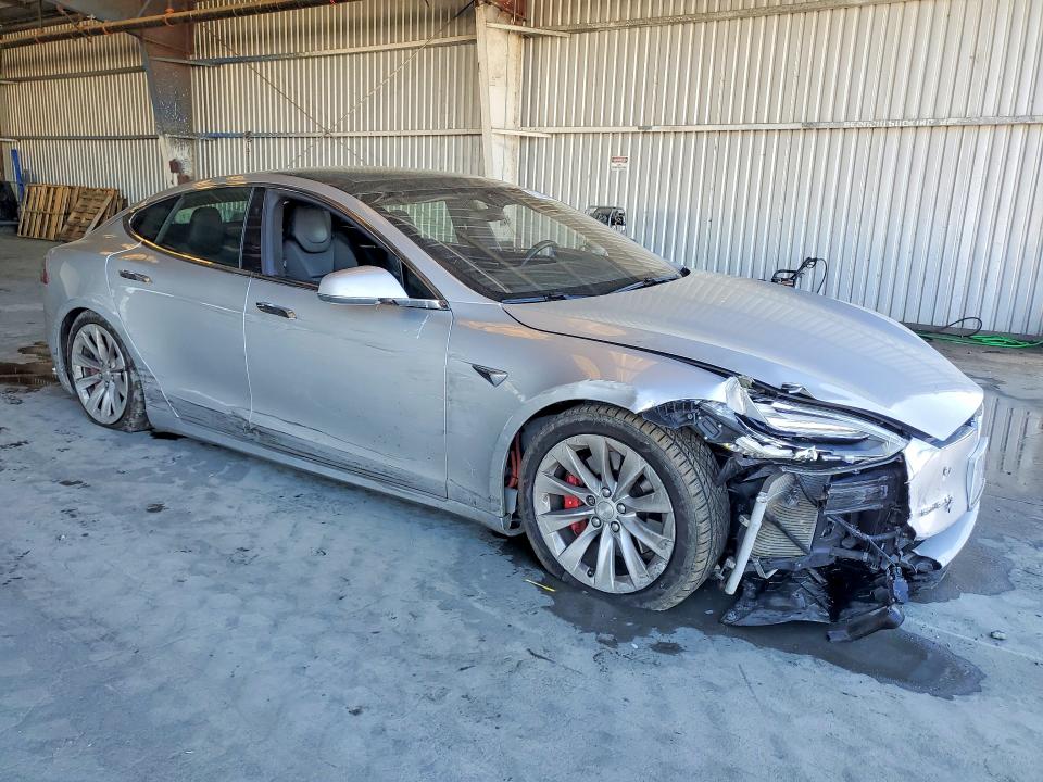 Photo 4 from auction – 2016 TESLA MODEL S with VIN 5YJSA1E45GF175301