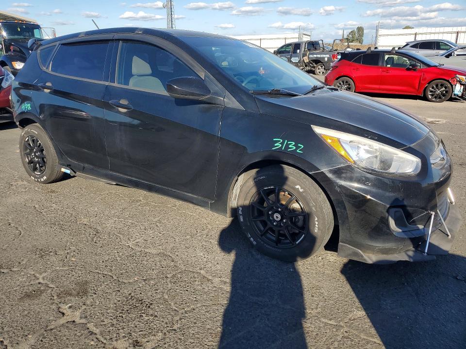 Photo 4 from auction – 2017 HYUNDAI ACCENT with VIN KMHCT5AE8HU355977