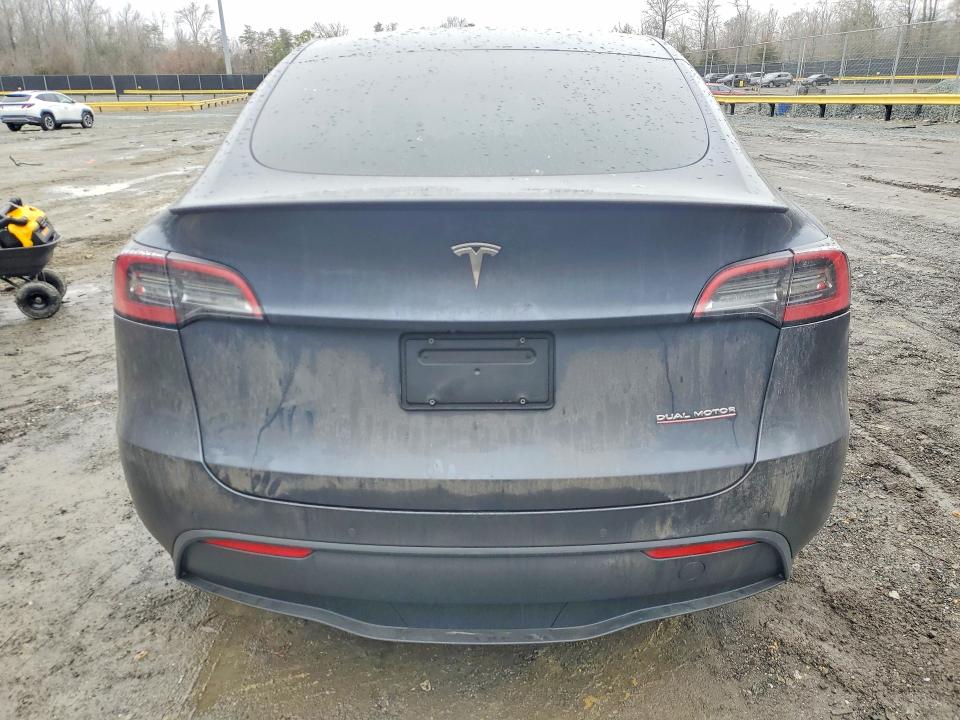 Фото 6 с аукциона – 2023 TESLA MODEL Y с VIN 7SAYGDEF7PF588190