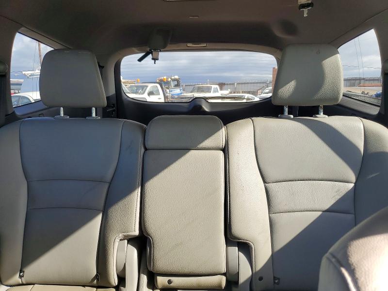 Photo 10 from auction – 2016 HONDA PILOT with VIN 5FNYF5H70GB010460