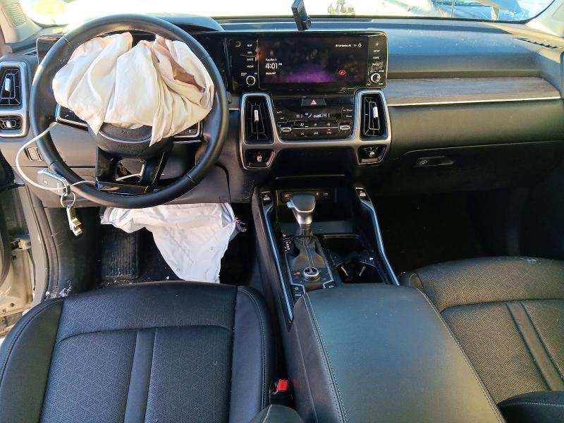 Photo 8 from auction – 2023 KIA SORENTO with VIN 5XYRHDLF7PG180587