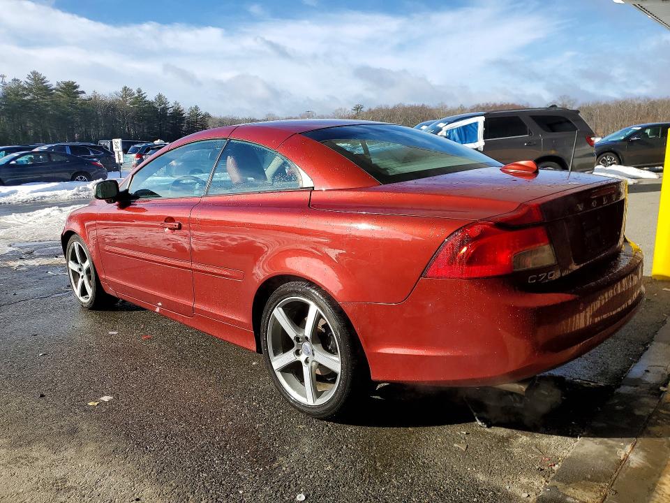 Photo 2 from auction – 2011 VOLVO C70 with VIN YV1672MC8BJ109660