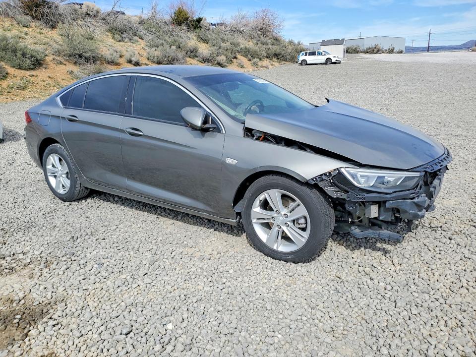 Photo 4 from auction – 2019 BUICK REGAL with VIN W04GL6SX9K1041964