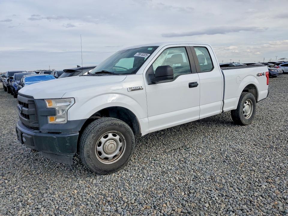 FORD F150 2017 with VIN 1FTEX1E88HKC88212 - Photo from auction